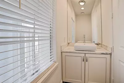 1010 Savannah Cedar Lane, Houston, TX 77043 - Photo 29