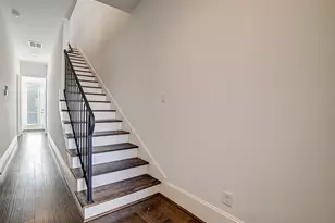 1010 Savannah Cedar Ln, Houston, TX 77043 - Photo 5