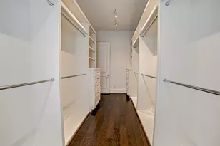 1010 Savannah Cedar Ln, Houston, TX 77043 - Photo 43