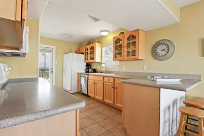 115 Southwind Drive, Surfside Beach, TX 77541 - Photo 7