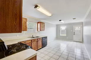 6607 Springfield Garden Ln, Spring, TX 77379 - Photo 7