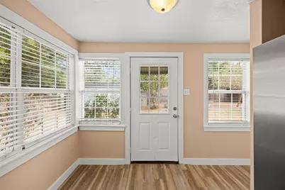 906 W First Street, Brenham, TX 77833 - Photo 13