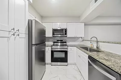 2545 Marilee Lane #2, Houston, TX 77057 - Photo 5
