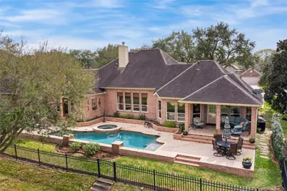 308 Green Oaks Drive, League City, TX 77573 - Photo 37