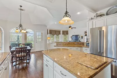 308 Green Oaks Drive, League City, TX 77573 - Photo 13