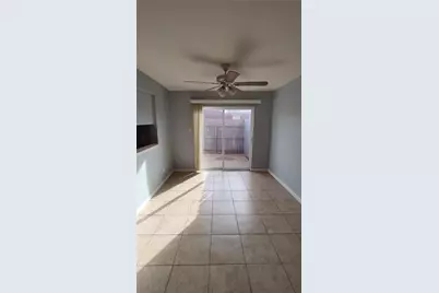 4513 Ave P 1/2 #4, Galveston, TX 77551 - Photo 5