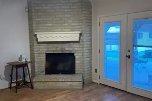 2703 Walnut Hollow St, Pearland, TX 77581 - Photo 7