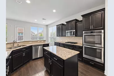 9626 Invergarry Way, Tomball, TX 77375 - Photo 11