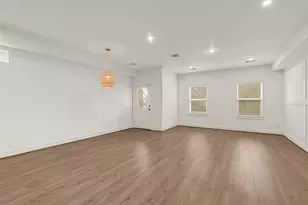 1405 E 33rd St, Houston, TX 77022 - Photo 11