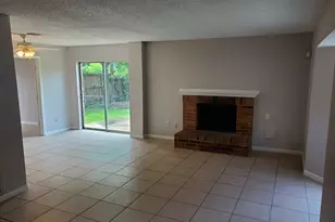 9201 Carousel Ln, Houston, TX 77080 - Photo 9
