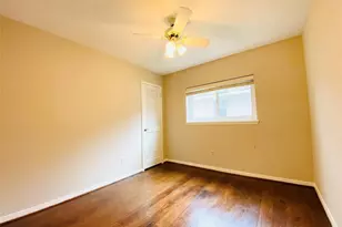 3727 Bartons Ln, Sugar Land, TX 77479 - Photo 15