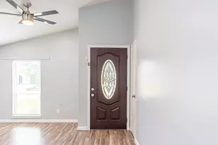 15510 Sierra Valle Dr, Houston, TX 77083 - Photo 3