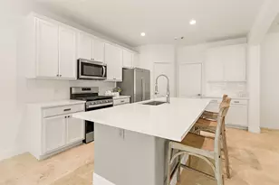 127 Ledgestone Pl, The Woodlands, TX 77382 - Photo 11