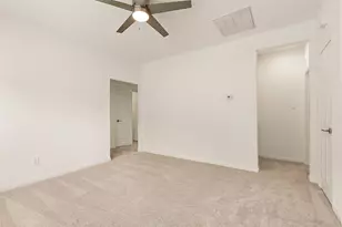 127 Ledgestone Pl, The Woodlands, TX 77382 - Photo 21