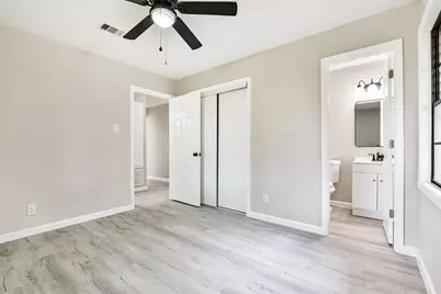 3025 15th Avenue N, Texas City, TX 77590 - Photo 11