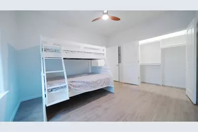 1342 Sapphire Palms Court, Dickinson, TX 77539 - Photo 15