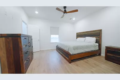 1342 Sapphire Palms Court, Dickinson, TX 77539 - Photo 29