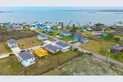 1342 Sapphire Palms Court, Dickinson, TX 77539 - Photo 35