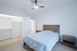 1342 Sapphire Palms Ct, Dickinson, TX 77539 - Photo 13