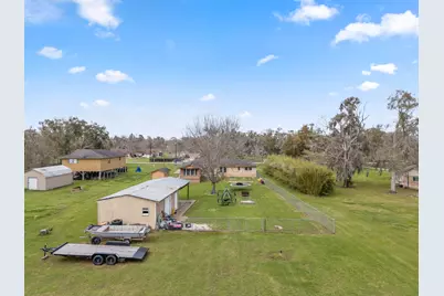 319 County Road 912A, Brazoria, TX 77422 - Photo 5