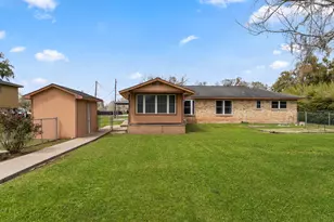 319 County Rd 912A, Brazoria, TX 77422 - Photo 27