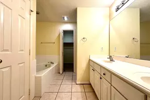 2710 Grants Lake Blvd, Sugar Land, TX 77479 - Photo 13