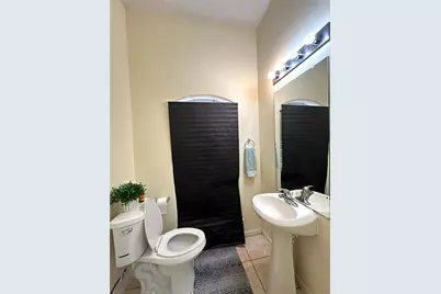 2710 Grants Lake Boulevard #L7, Sugar Land, TX 77479 - Photo 21