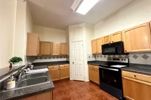 2710 Grants Lake Blvd, Sugar Land, TX 77479 - Photo 9