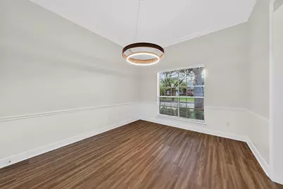 2015 Rosalyn Court, Sugar Land, TX 77478 - Photo 5