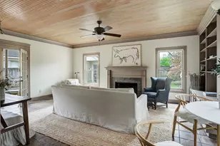 2137 W Main St, Houston, TX 77098 - Photo 19