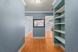 104 Anna St, Tomball, TX 77375 - Photo 9