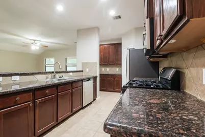 2815 Lexington Park Drive, Spring, TX 77373 - Photo 7