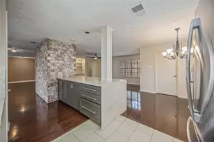 9871 Sageaspen Ln, Houston, TX 77089 - Photo 13