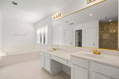 6314 Castle Lane Drive, Houston, TX 77066 - Photo 25