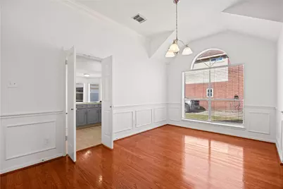 6314 Castle Lane Drive, Houston, TX 77066 - Photo 11