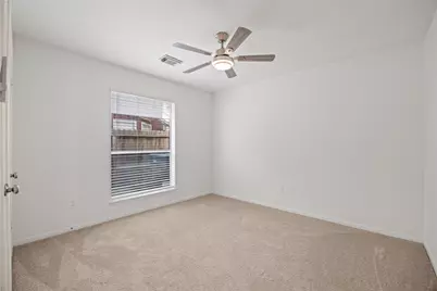 6314 Castle Lane Drive, Houston, TX 77066 - Photo 33
