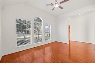 6314 Castle Ln Dr, Houston, TX 77066 - Photo 7