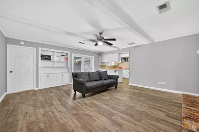 7259 Shady Arbor Lane, Houston, TX 77040 - Photo 11