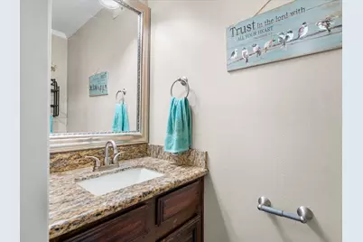 205 Oak Harbor Dr, Houston, TX 77062 - Photo 15