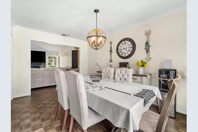 205 Oak Harbor Dr, Houston, TX 77062 - Photo 11