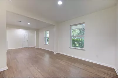 13227 James Lane, Stafford, TX 77477 - Photo 9