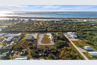 2000 W Adams Avenue, Port O'Connor, TX 77982 - Photo 3