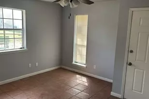 108 Pine Pl St, Dayton, TX 77535 - Photo 5