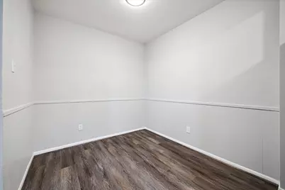 2202 Park Street #14, Houston, TX 77019 - Photo 9