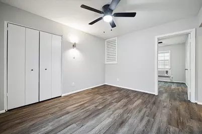 2202 Park Street #14, Houston, TX 77019 - Photo 3