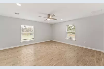 2501 Charles Road, Houston, TX 77093 - Photo 3