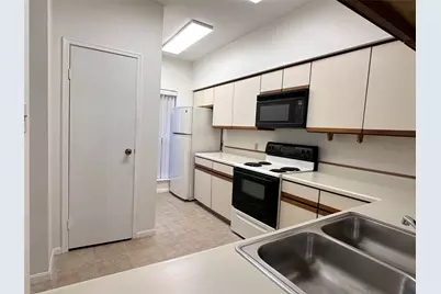 18809 Egret Bay Boulevard #304, Webster, TX 77058 - Photo 13