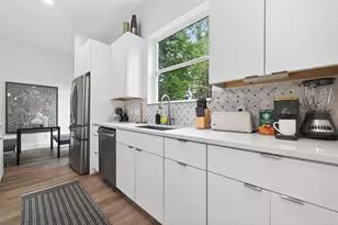 523 Schweikhardt St, Houston, TX 77020 - Photo 9