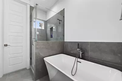 523 Schweikhardt Street, Houston, TX 77020 - Photo 19
