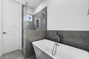 523 Schweikhardt St, Houston, TX 77020 - Photo 19